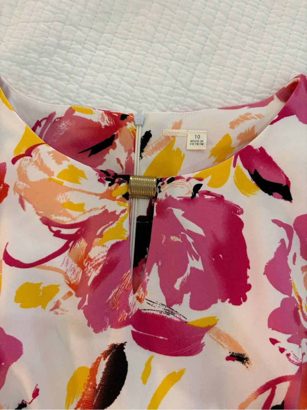 Floral Cap-Sleeve Sheath Dress in Pink & Yellow